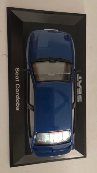 Seat Cordoba SX 1/43 Azul