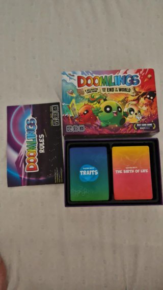 Doomlings: Juego de cartas