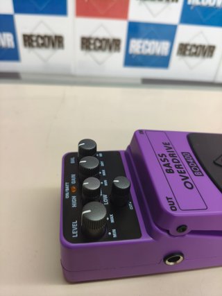 Pedal de efectos overdrive Behringer