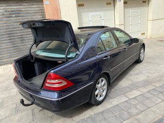 MERCEDES BENZ C320