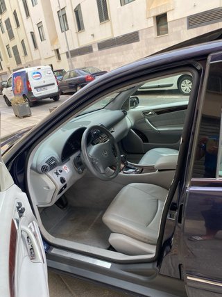 MERCEDES BENZ C320