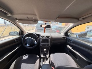 Ford Focus averiado hay que cambiar el motor.