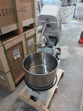 AMASADORA EVO 20LT MOVIL PARA 17KG DE MASA TOTAL