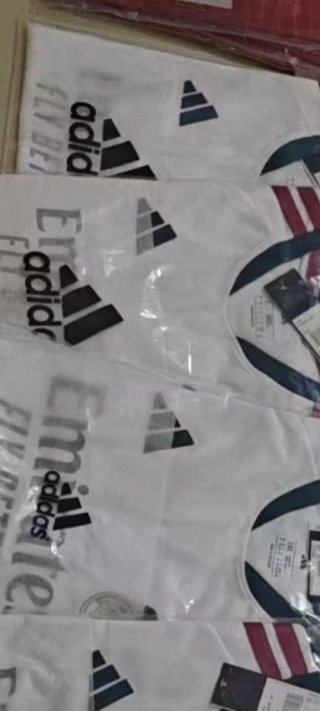 Camiseta Adidas Deportiva Blanca