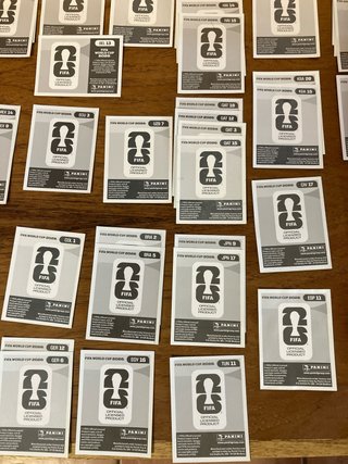 Lote cartas Mundial Panini Ya no están  Uzb 5 Usa