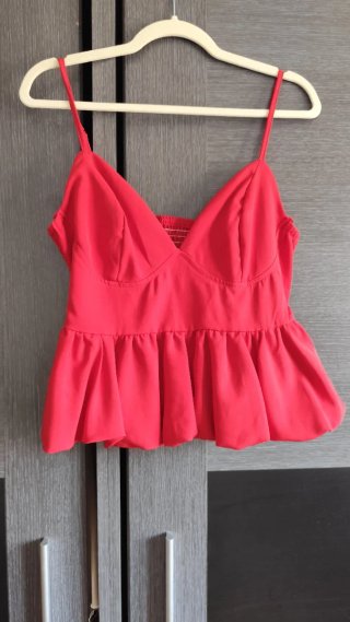 Blusa roja peplum talla L