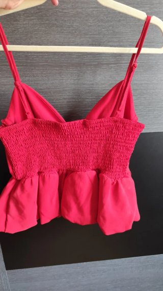 Blusa roja peplum talla L