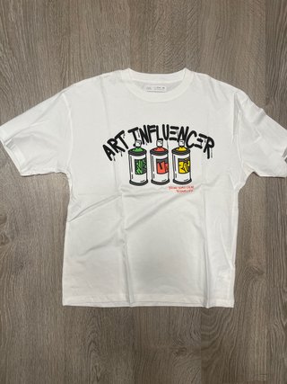 Camiseta Zara Art Influencer Talla M