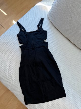 Vestido Zara negro con aberturas