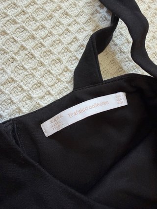 Vestido Zara negro con aberturas