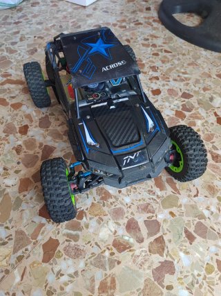Coche RC Wltoys 12428-B