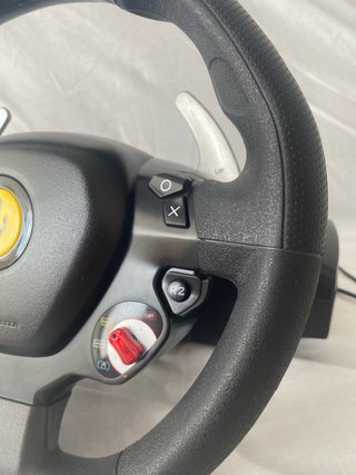 Volante Ferrari T80 Thrustmaster