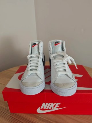 Nike Blazer Mid '77 Zapatillas Blancas