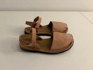 Menorquinas unisex talla 28
