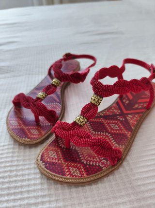 Sandalias Grendha Boho Chic Rojas y Doradas
