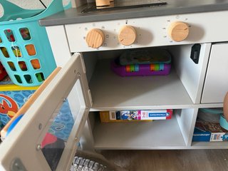 Cocinita IKEA gris y negra
