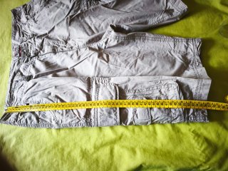 Bermudas Beige Cargo