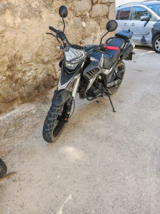 Moto GOES 125 4T Negra