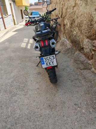 Moto GOES 125 4T Negra