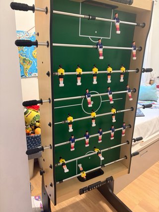 Futbolín plegable con ruedas – buen estado