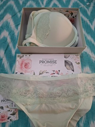 Conjunto lencería Promise verde manzana