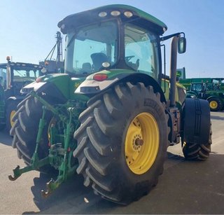 Tractor John Deere 7215R