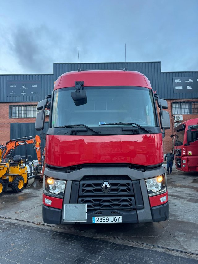 Renault T460