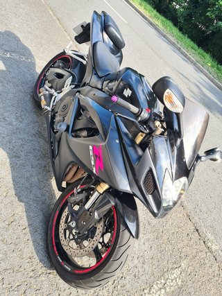 Suzuki GSXR 600 K6 Moto Deportiva Negra