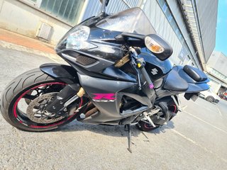 Suzuki GSXR 600 K6 Moto Deportiva Negra