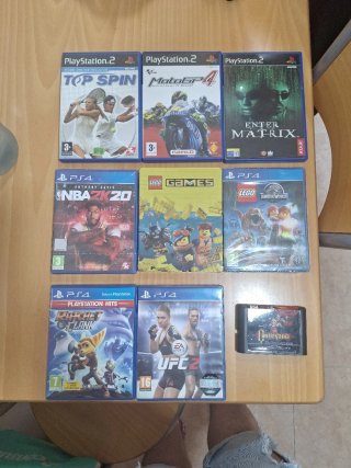 Lote Videojuegos PS2, PS4 y Sega