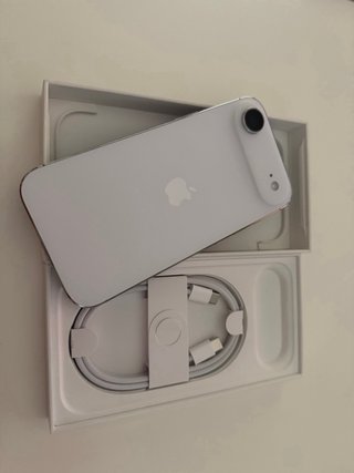 iPhone 17 Air 256MB blanco - 4 dias de uso.