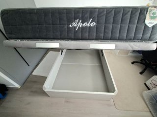 Cama abatible + colchón – ahorra espacio