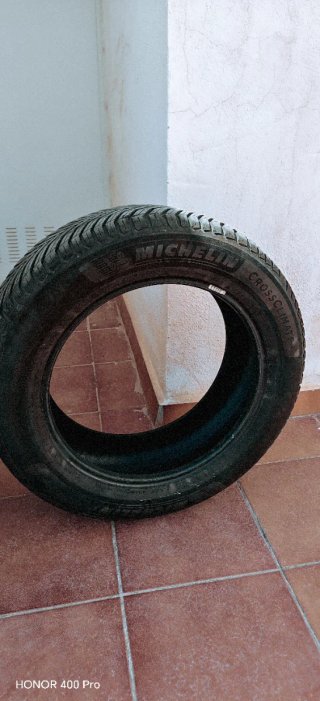 Dos Neumáticos Michelin CrossClimate 2