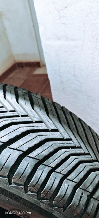 Dos Neumáticos Michelin CrossClimate 2