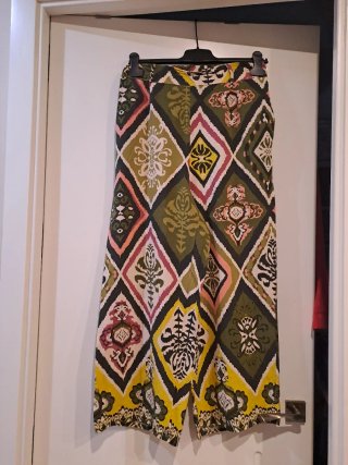 Pantalón estampado rombos