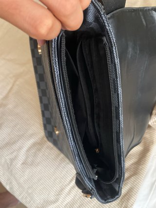 Riñonera/Bandolera Louis Vuitton gris y negra