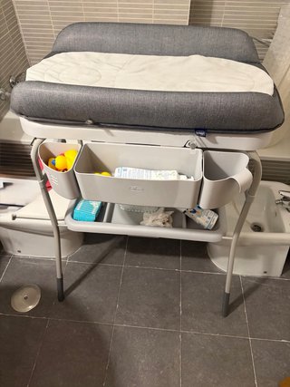 Cuna colecho y bañera cambiador