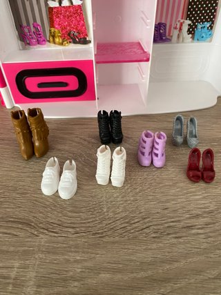 Armario Barbie Fashion Closet Mattel 2011