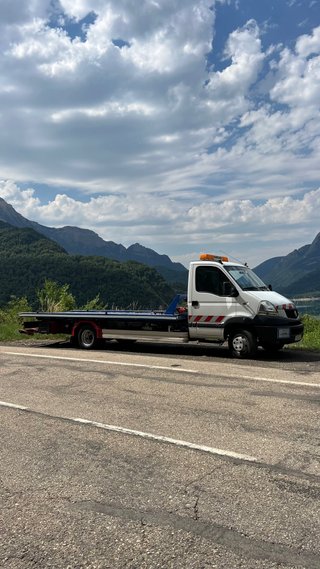 Servicio de transporte o porte grua portacoches