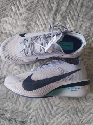 Nike ZoomX Vaporfly 4 Talla 39