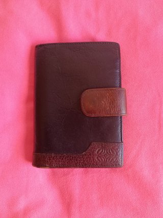 Monedero de piel