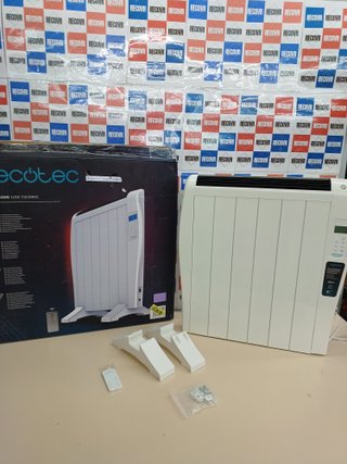 Radiador eléctrico bajo consumo 900 W 6 elementos con mando – Cecotec
