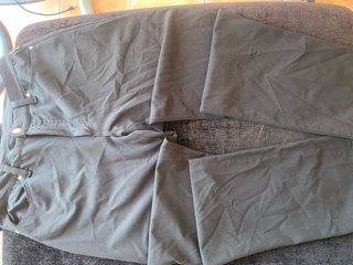 Pantalón negro  Versace