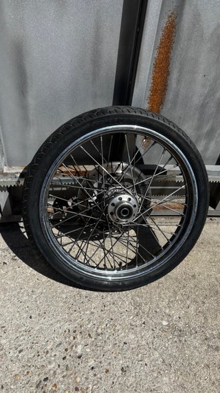 Llanta 21 Harley Softail