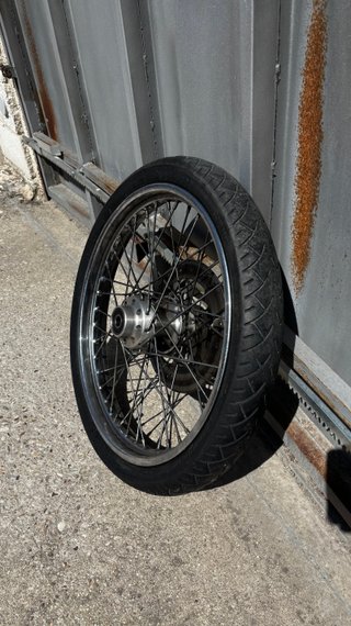 Llanta 21 Harley Softail