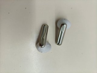 Auriculares inalámbricos HUAWEI FreeBuds SE 3
