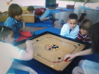 Juego de puntería Carrom indio