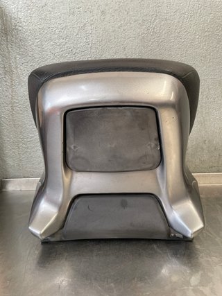 Respaldo Suzuki Burgman 250 2006