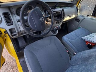 NISSAN primastar