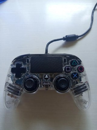 Mando Nacon PS4 Transparente